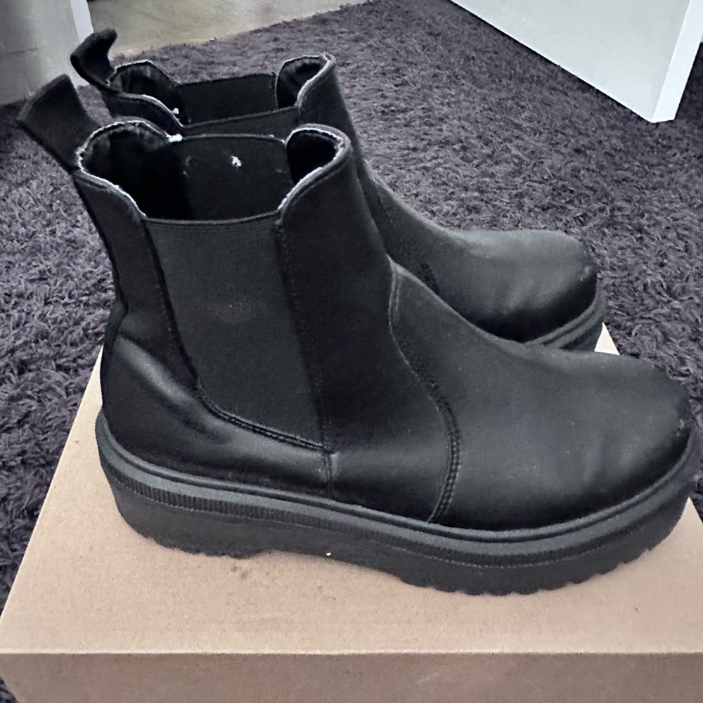 Steve Madden Black Combat Boots